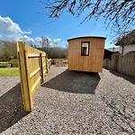 Per Ardua Shepherds Hut