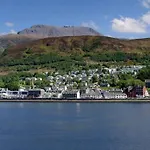 Premium Ground Floor Apartment, Near Fort William Town Centre