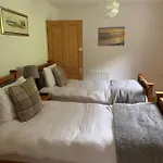 Alt-An Ensuite Self Catering Apartment With Twin Bedroom