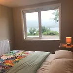 Appin, Beautiful Lochside Apartment With Balcony