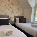 Ak Lochview Apartment
