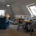 Old Distillery Apartment