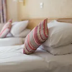 Croit Anna Hotel