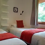 Hawthorn Lodge