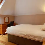 Lochiel Villa Guest House