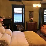 Ardrhu House Fort William - Serviced Luxury Scots Baronial Country House