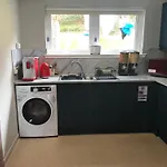 Appin, Beautiful Lochside Apartment With Balcony