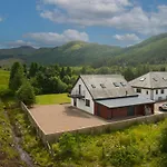 Achintee Cottages No 2