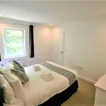 Beautiful Loch Side Apartment With Panoramic Views