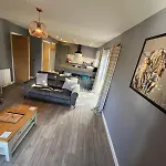 Glenlochy Apartments