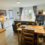 The Oldschool House Cottage