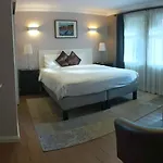 Maclean Guest House