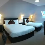 Maclean Guest House