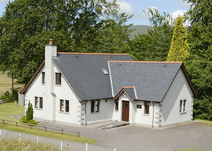 Factors Inn & Cottage