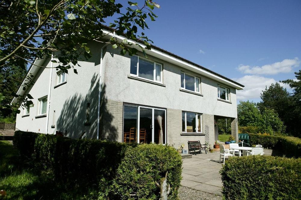 Braeburn Bed & Breakfast