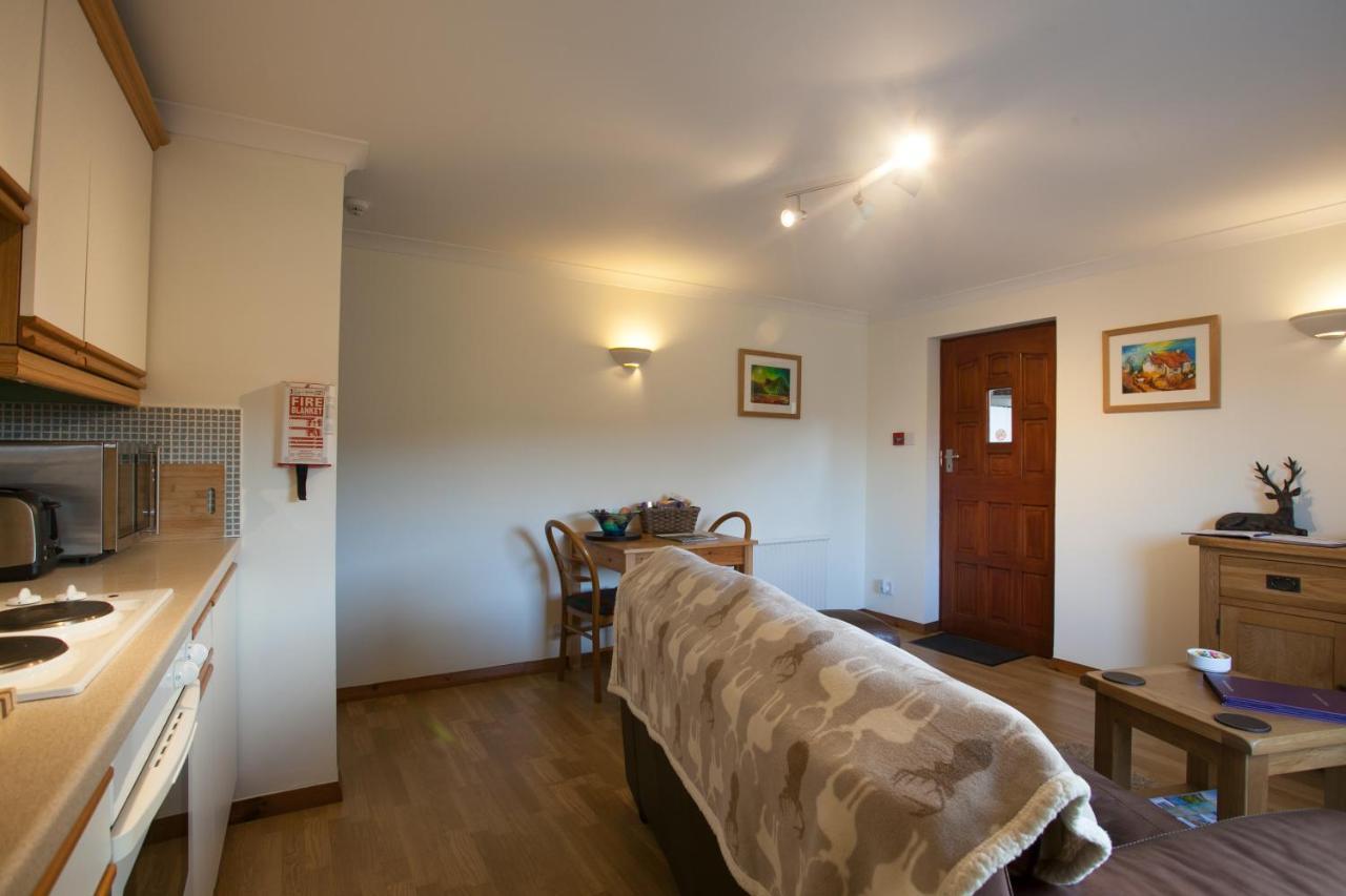 Lochview House Apartment