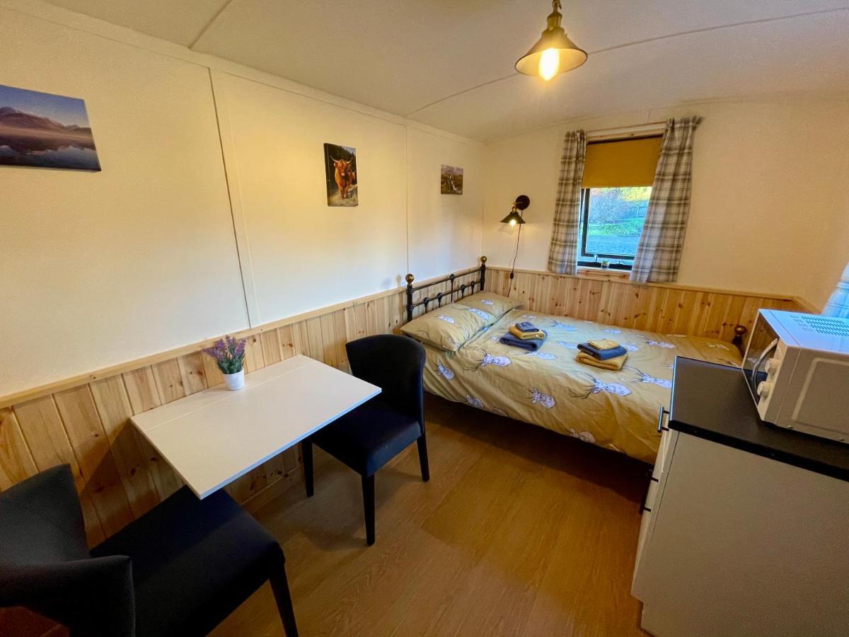 Per Ardua Shepherds Hut Apartment