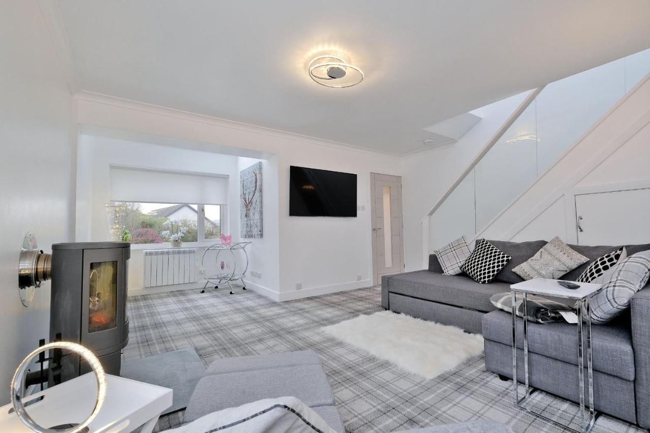 Contemporary Highland House Close To Town And Ben Nevis *