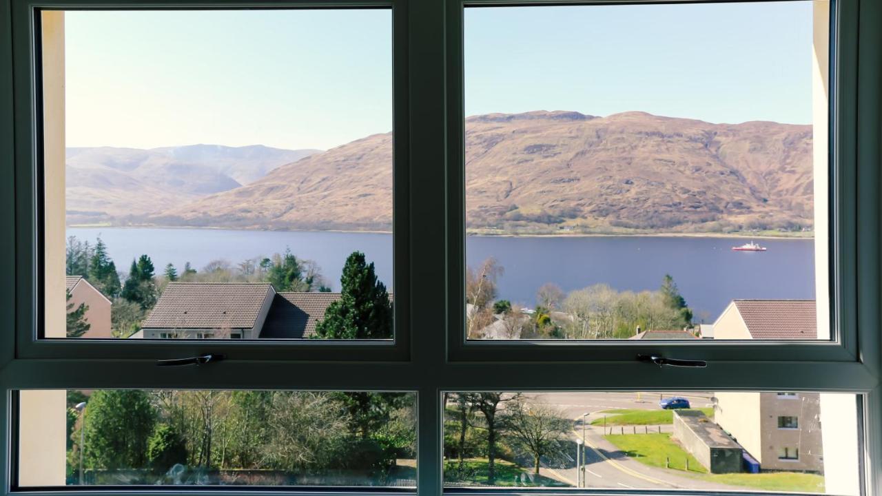 Loch & Hill View * Fort William
