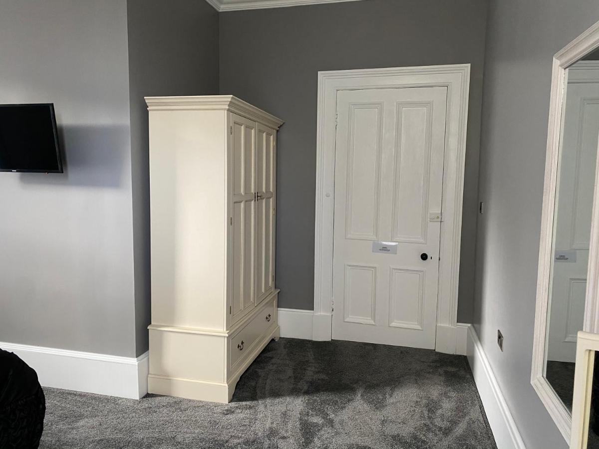Ashburn House Bed & Breakfast 4*