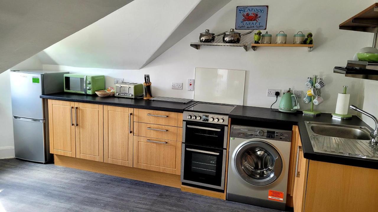 Caledonian Canal Floor Flat, View Of Ben Nevis Apartment *