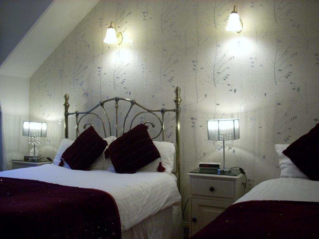 6 Caberfeidh Bed & Breakfast