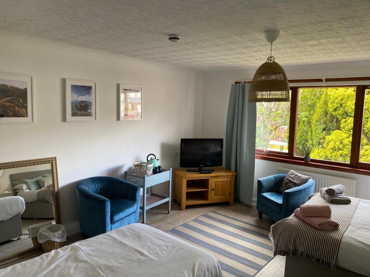Braemar House Guest house *