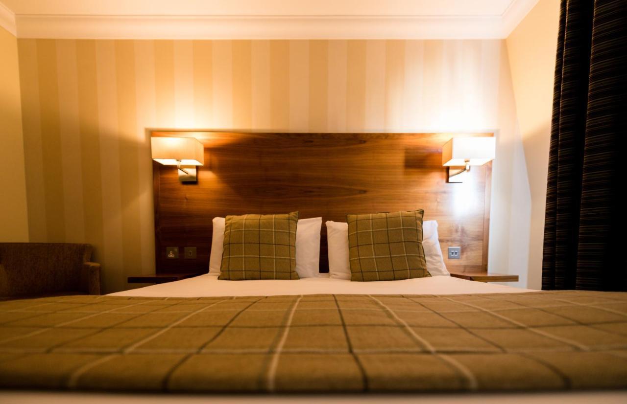 Hotel Nevis Bank 4*