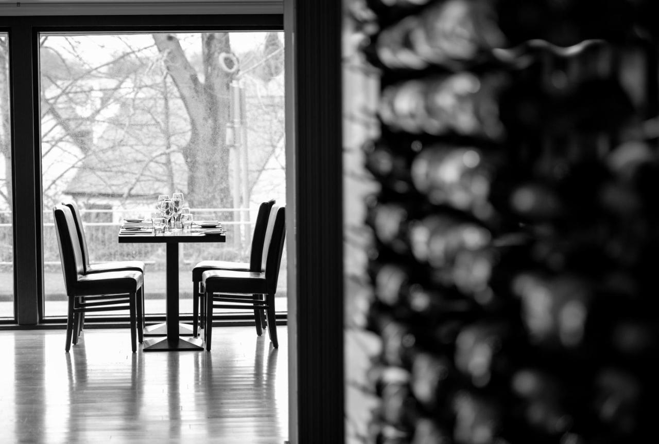 Nevis Bank Hotel Fort William