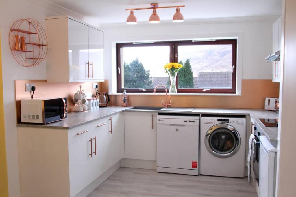 Apartment Premium Ground Floor Apartment, Near William Town Centre Fort William