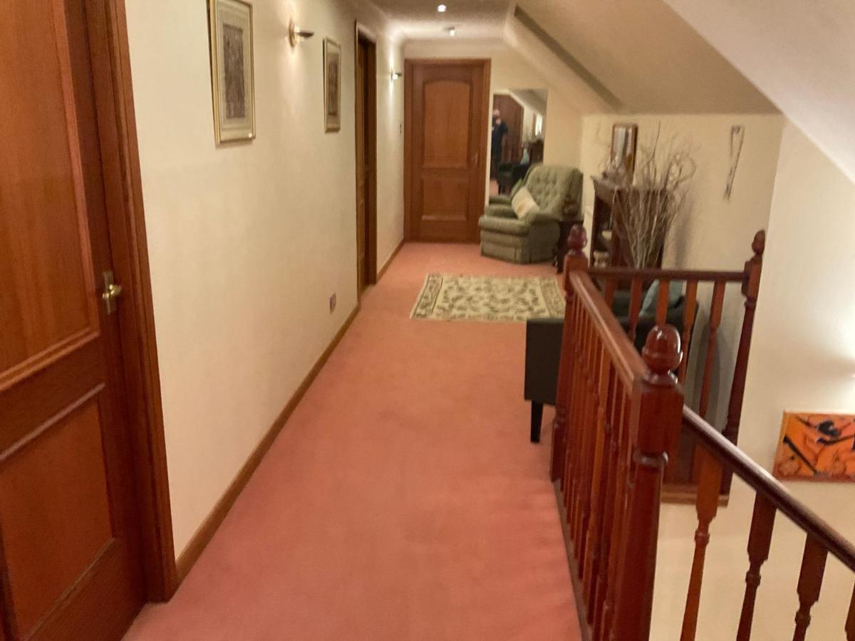 Ronaldsvoe Bed & Breakfast *