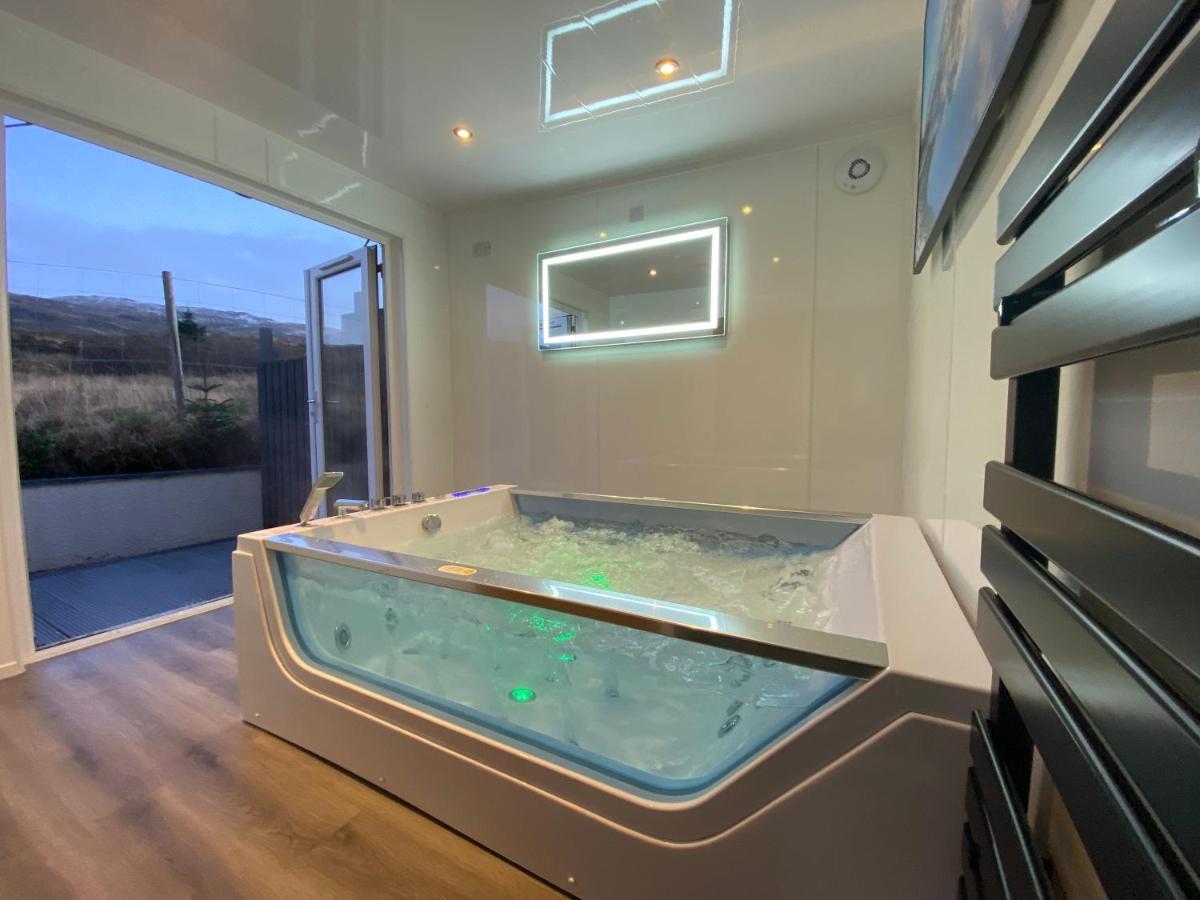 Highland - Ben View & Jacuzzi Bath Fort William