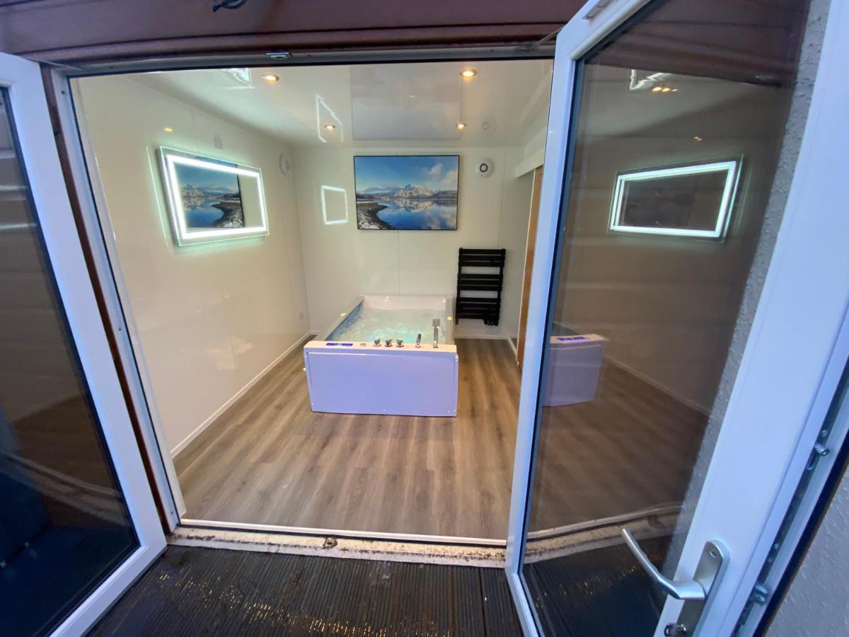Apartment Highland - Ben View & Jacuzzi Bath Fort William