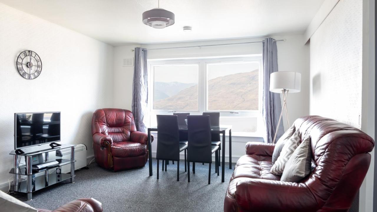 Loch & Hill View * Fort William