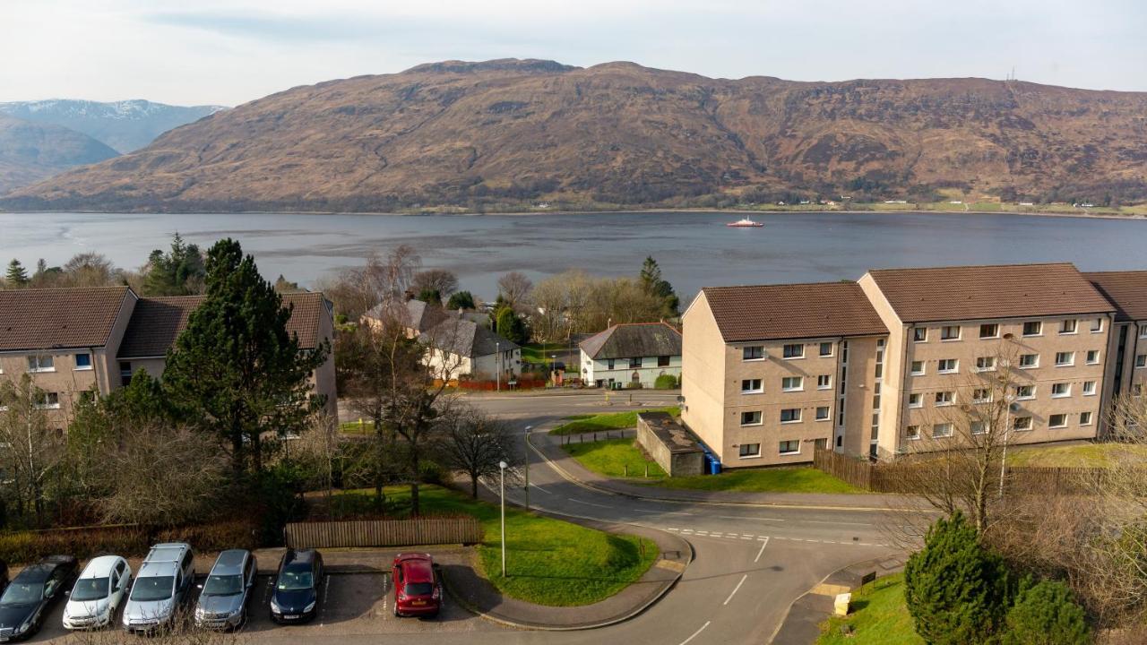 Loch & Hill View *