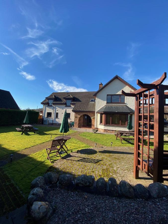 Highland - Rushfield House * Fort William