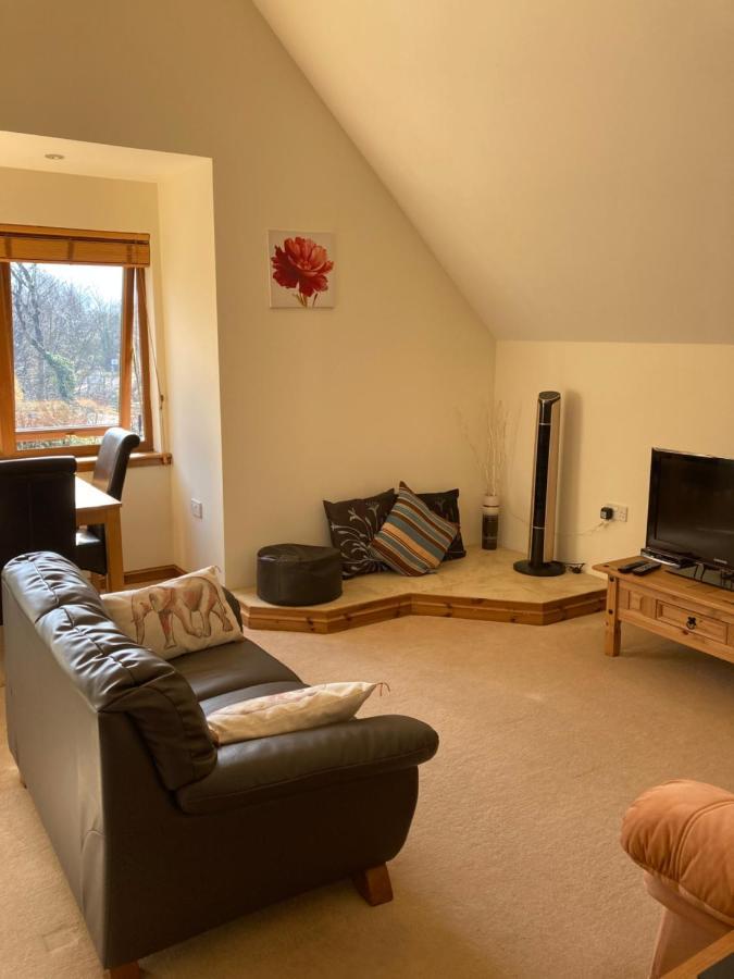 Apartment Springbank - Sleeps 4 - Pet Friendly Fort William