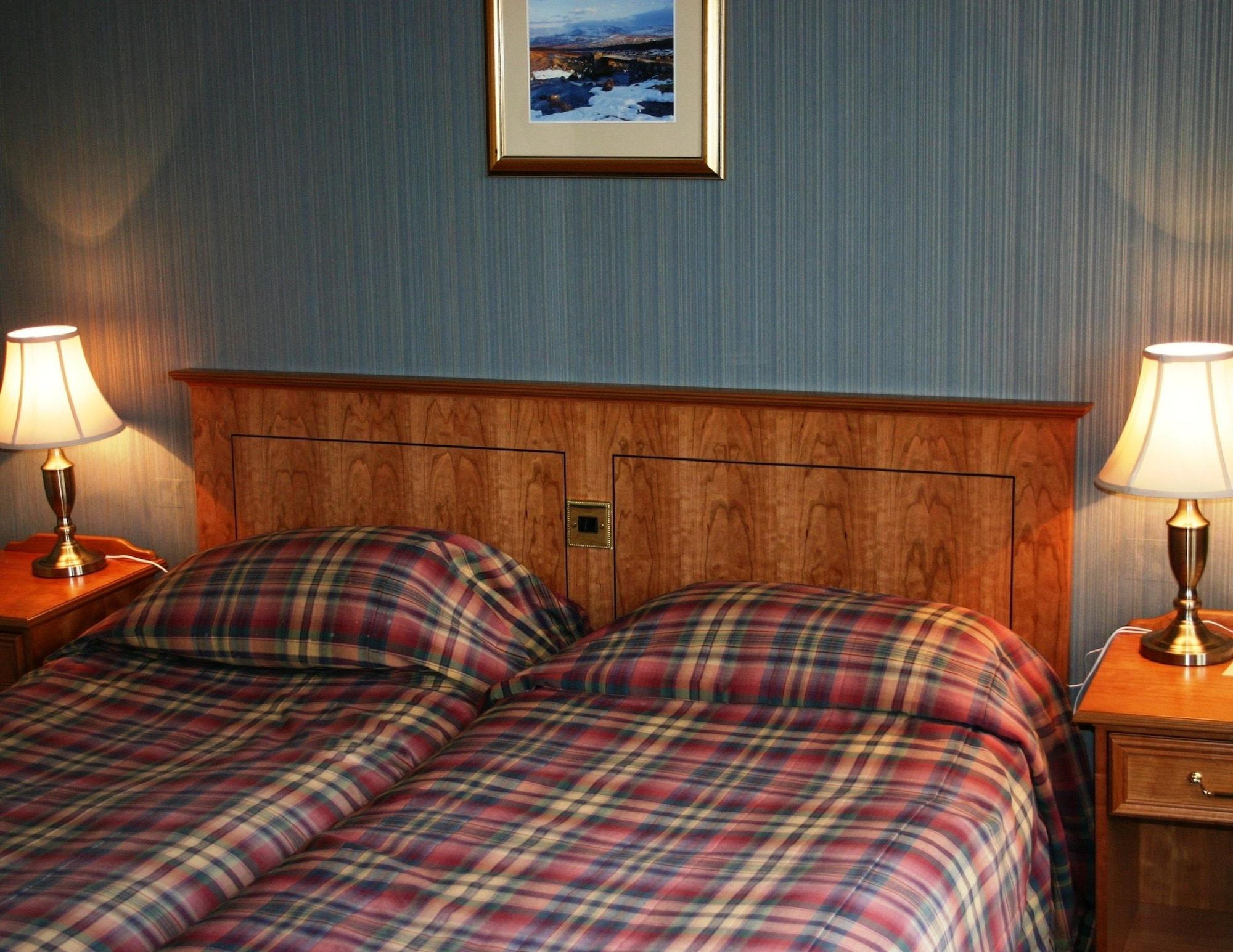 Alexandra Hotel 3*