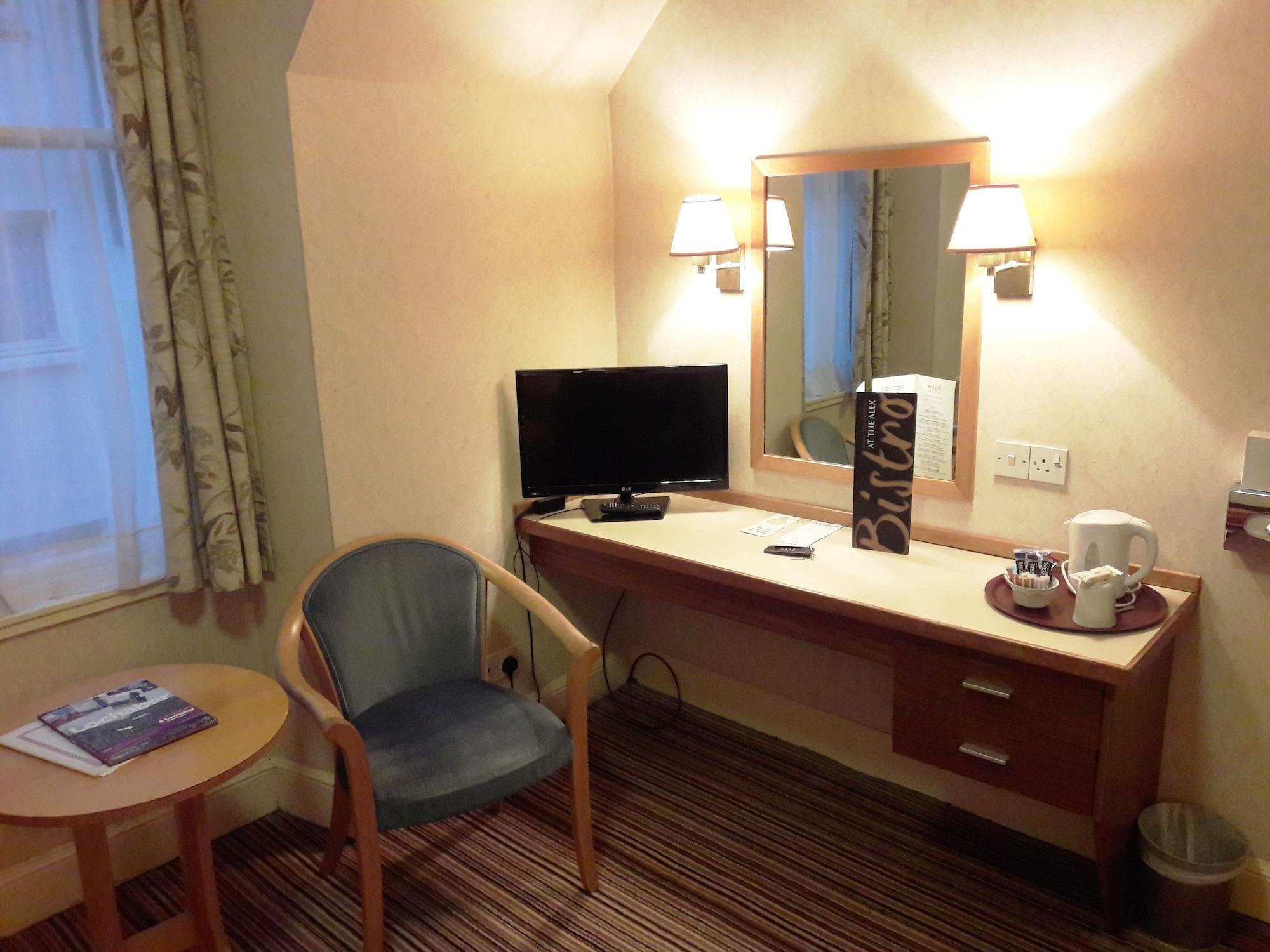 Alexandra Hotel 3*