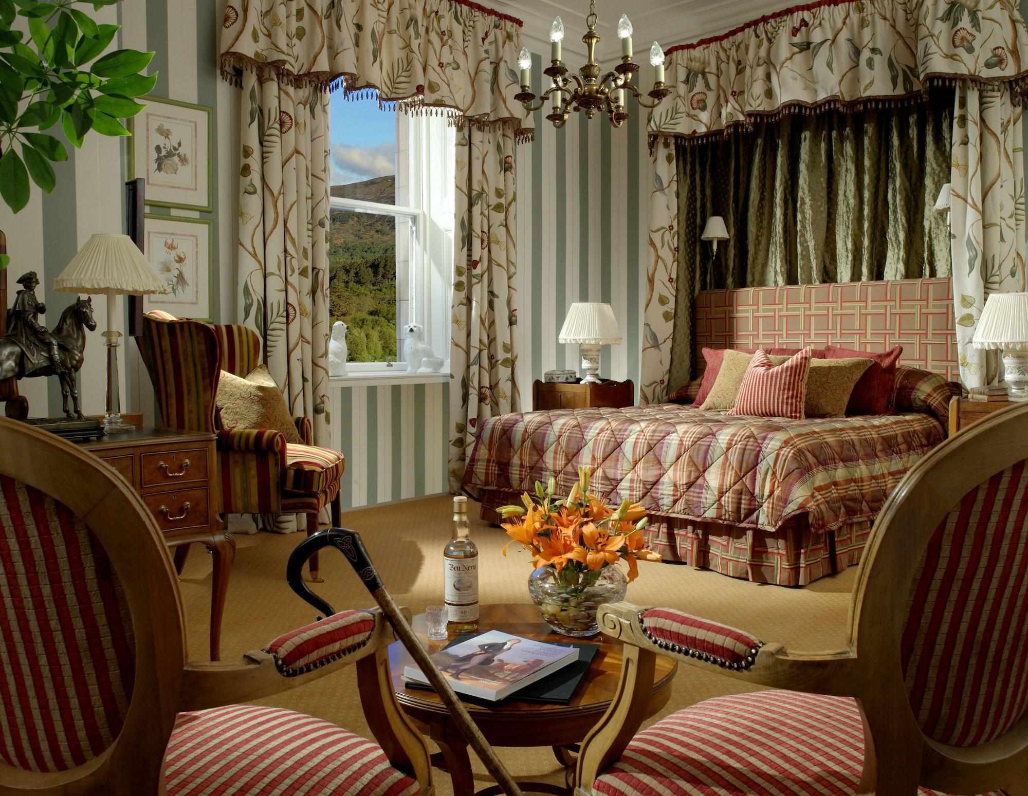 Country house Inverlochy Castle
