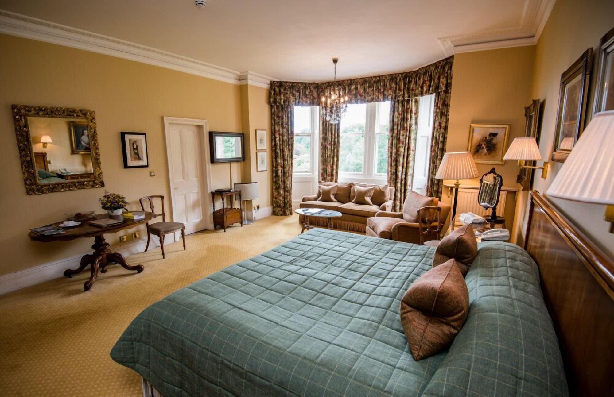 Inverlochy Castle Country house Fort William