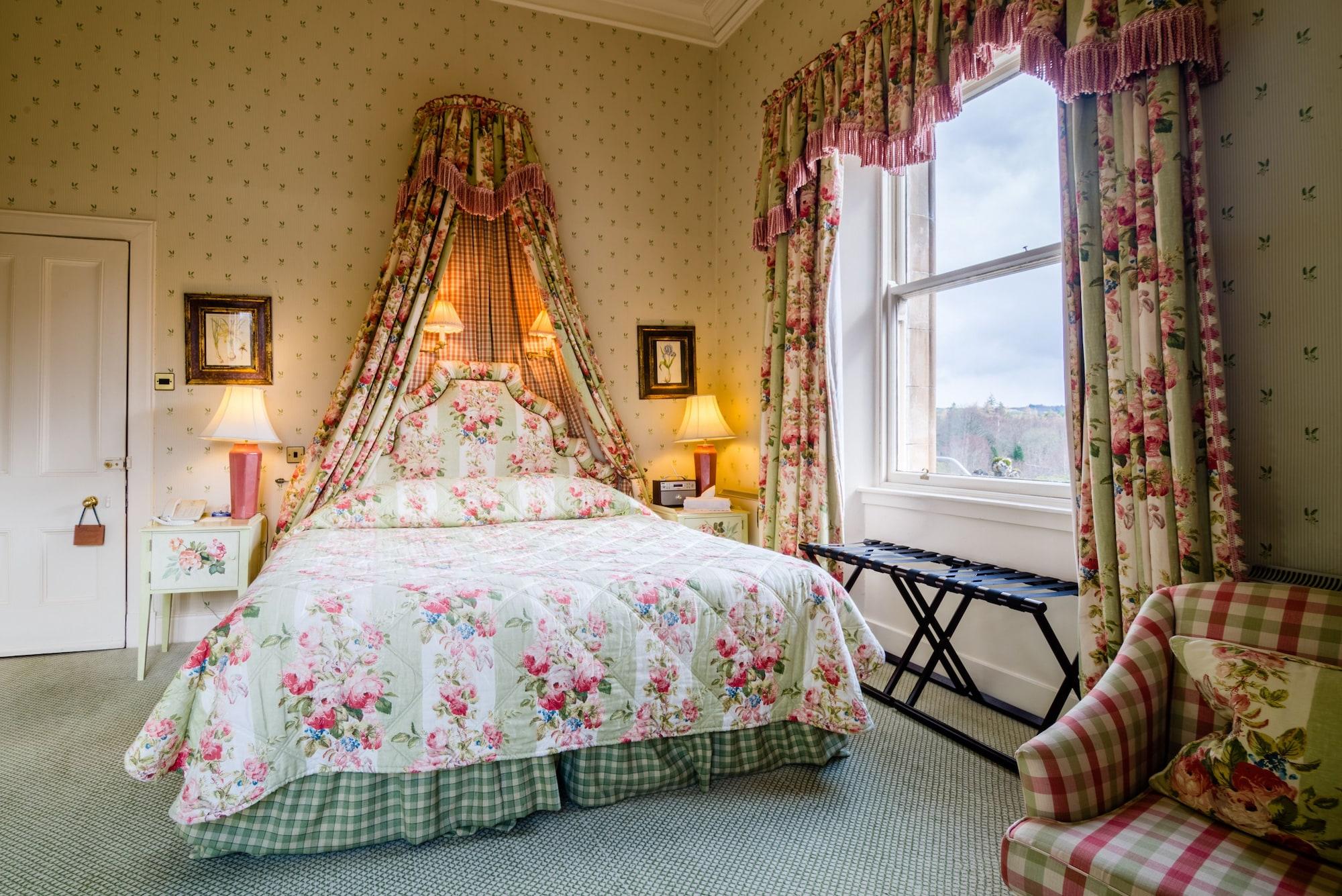 Inverlochy Castle * Fort William