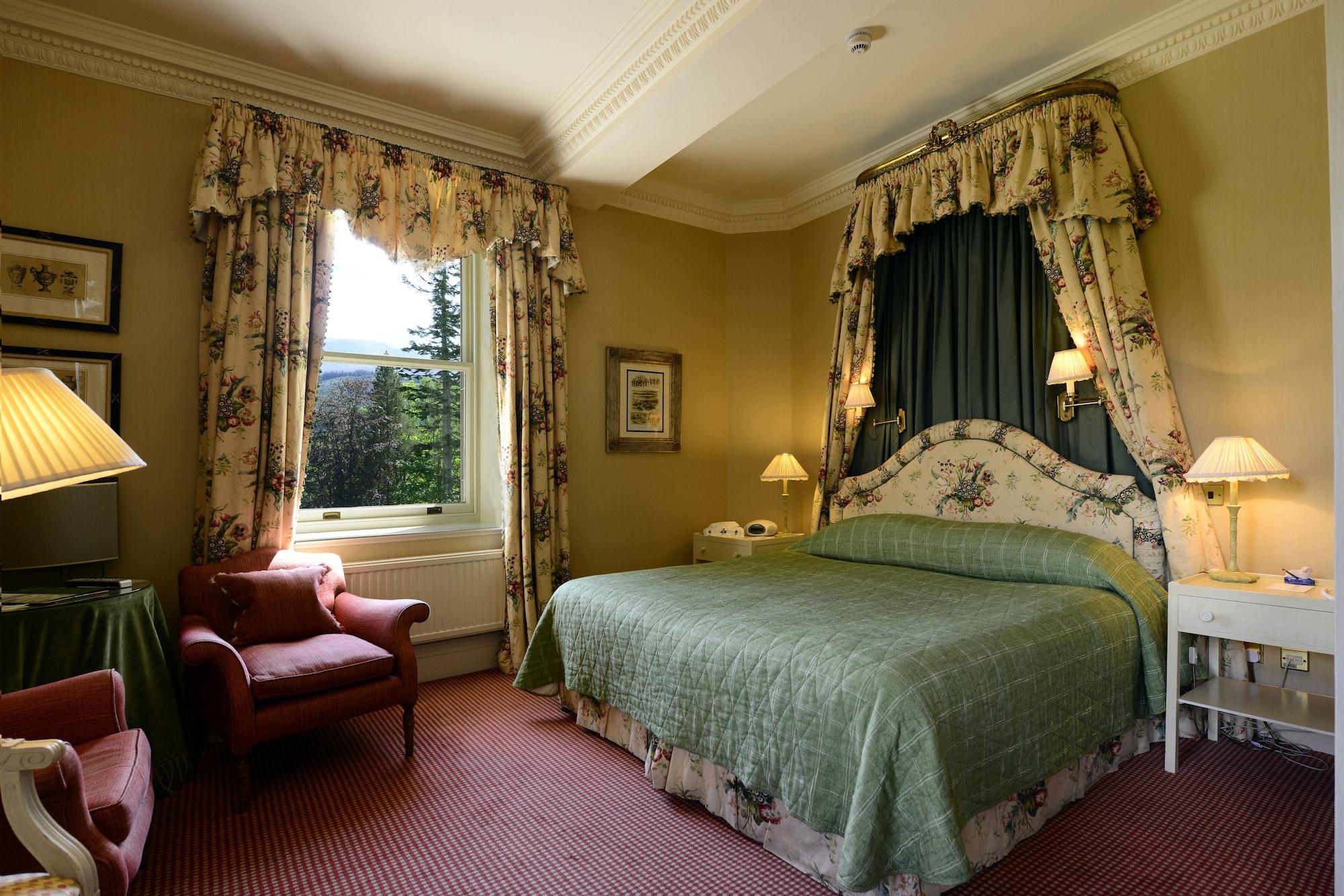 Inverlochy Castle Country house