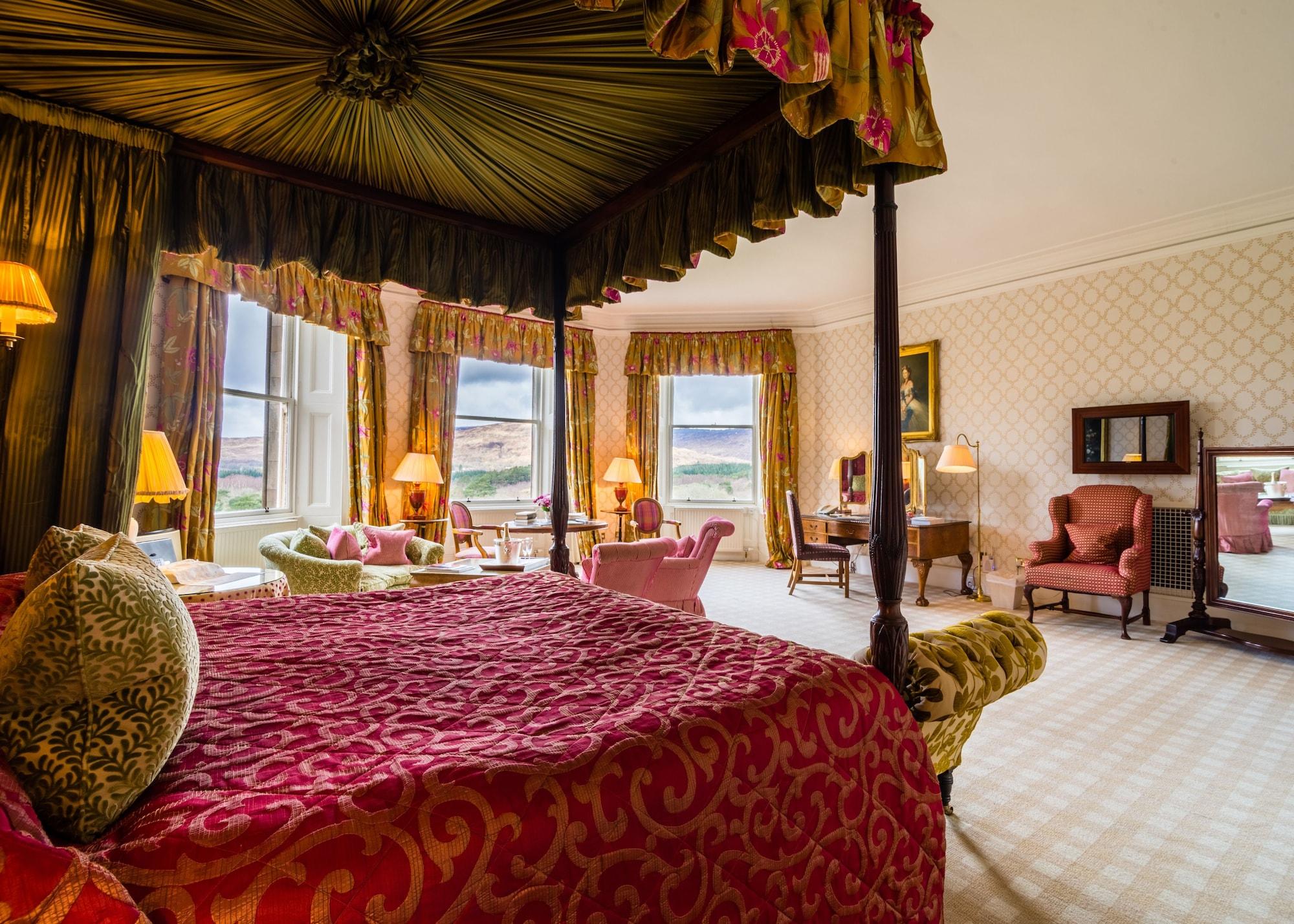 Inverlochy Castle Country house