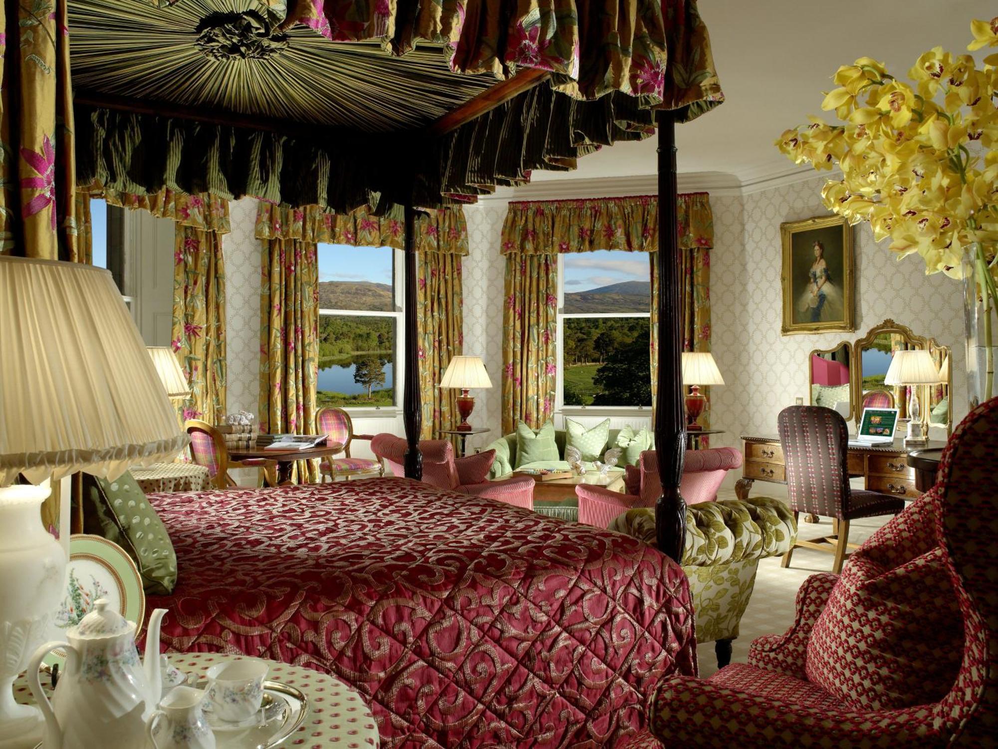 Inverlochy Castle Country house