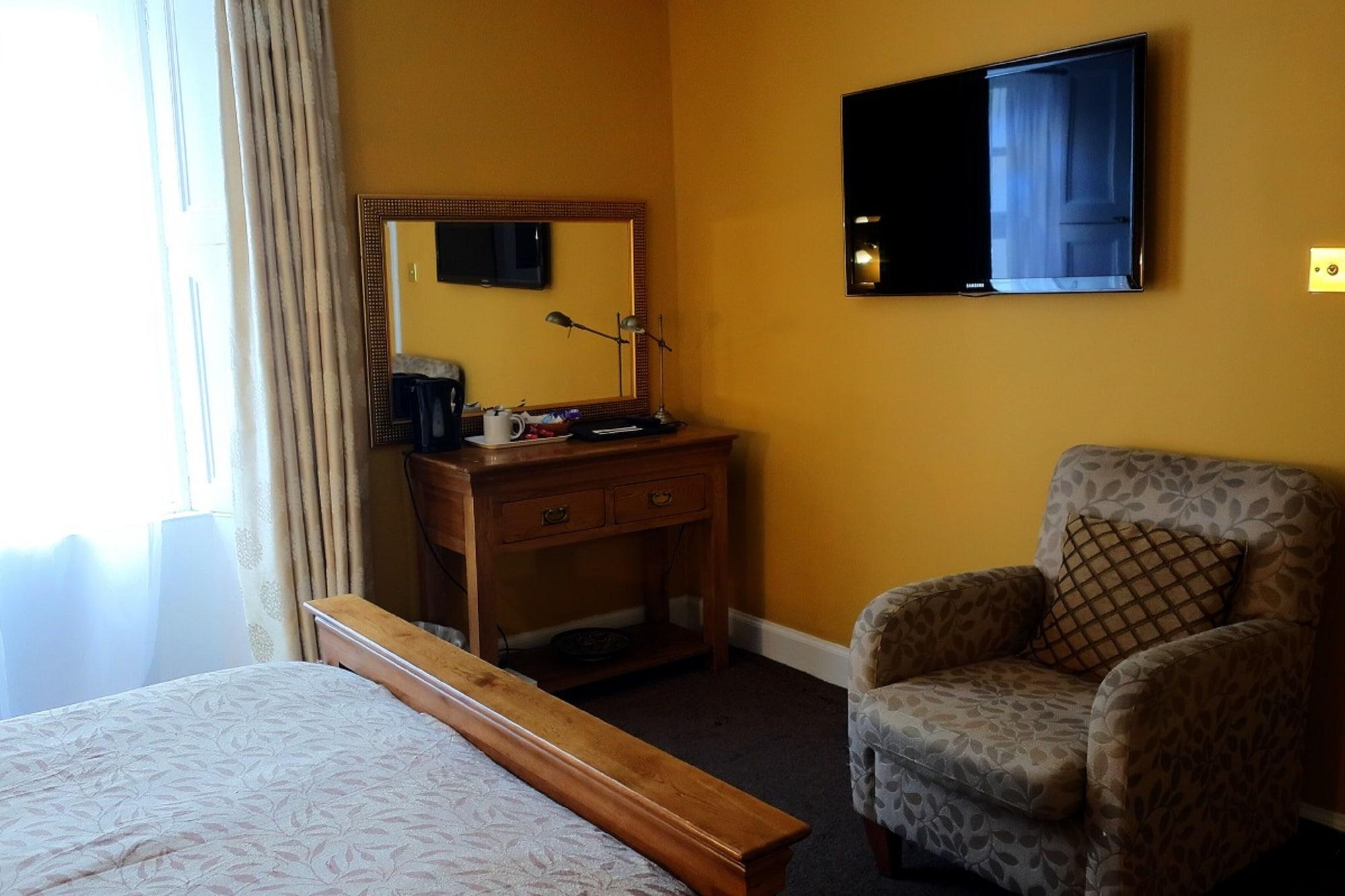 Lime Tree Hotel 3*