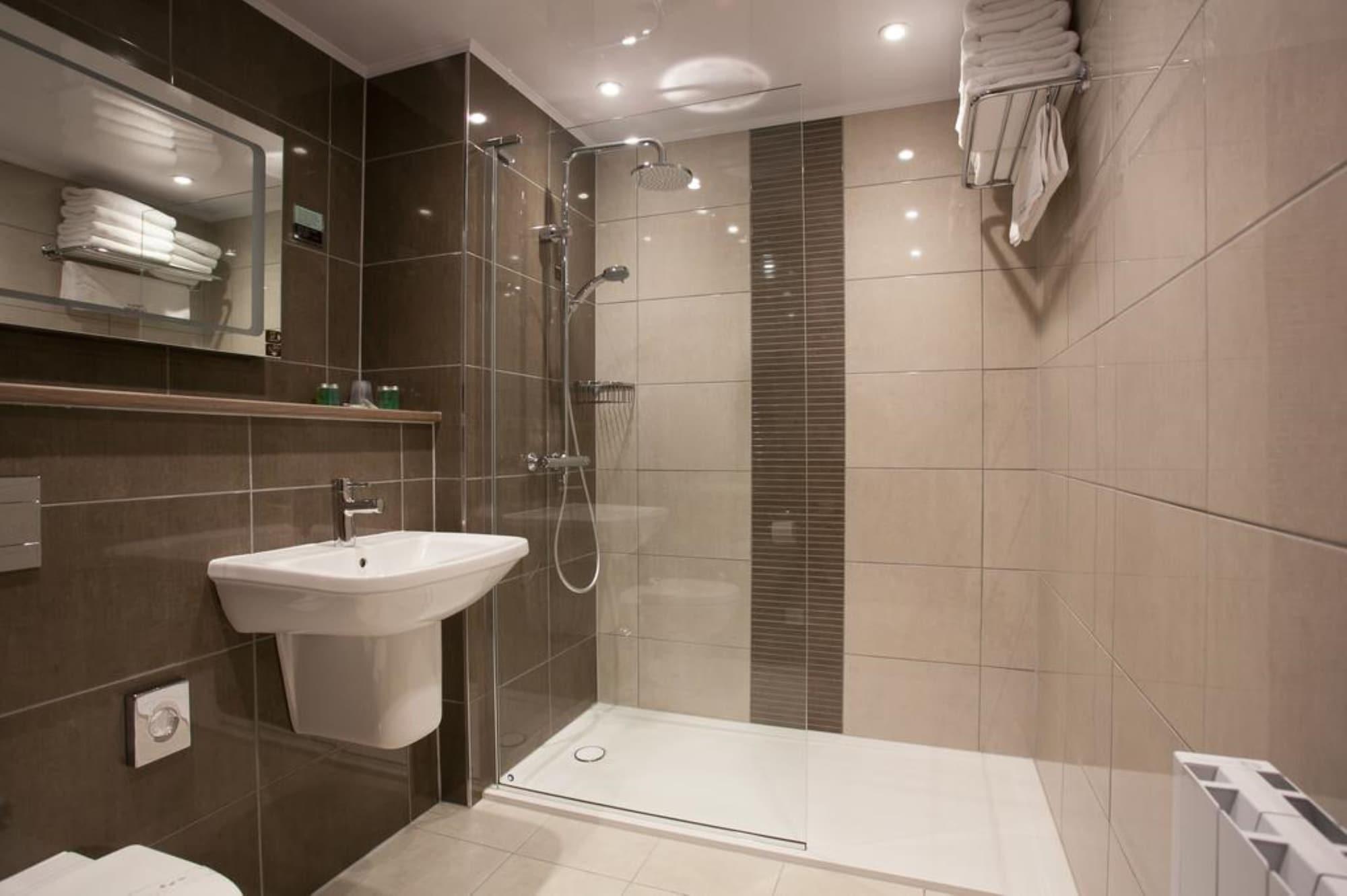 Cruachan 3* Fort William