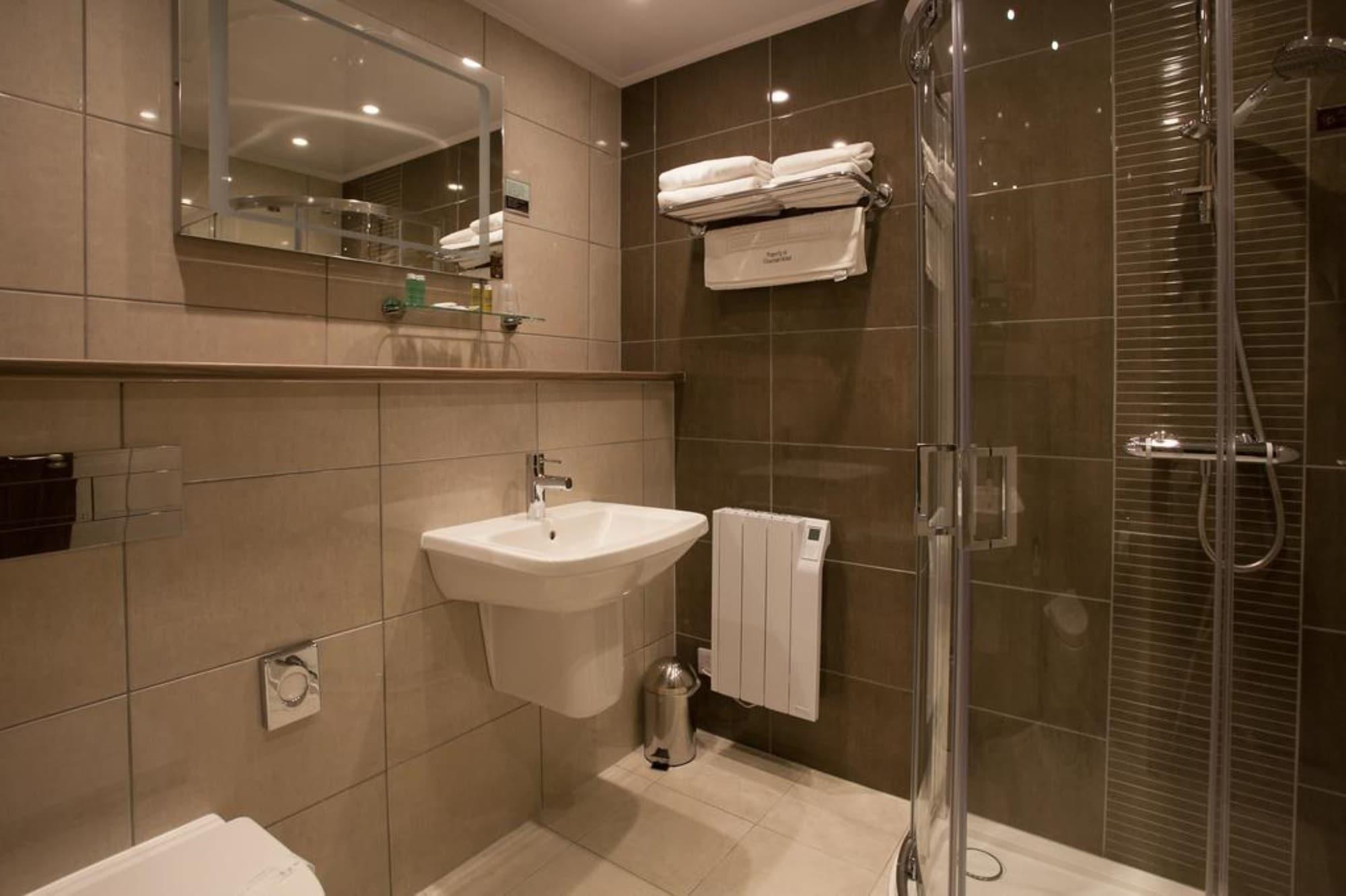 Hotel Cruachan 3*