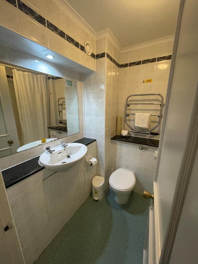The Caledonian Hotel 3*