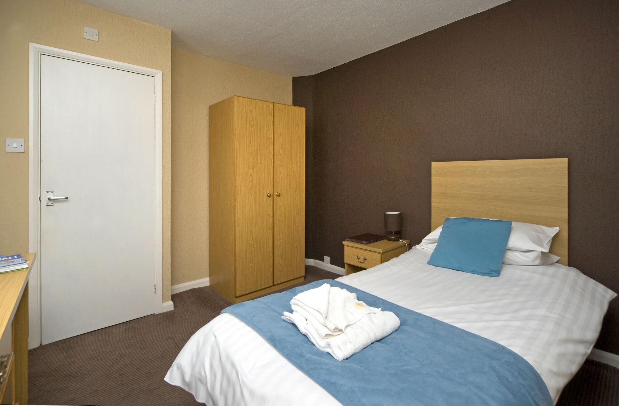 The Caledonian 3* Fort William
